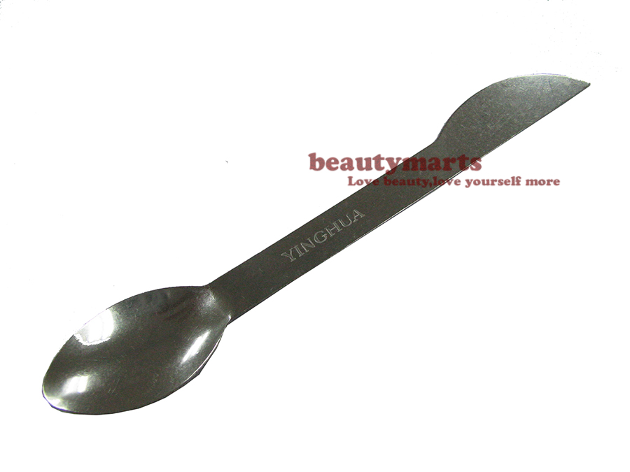 Facial Metal Spatula